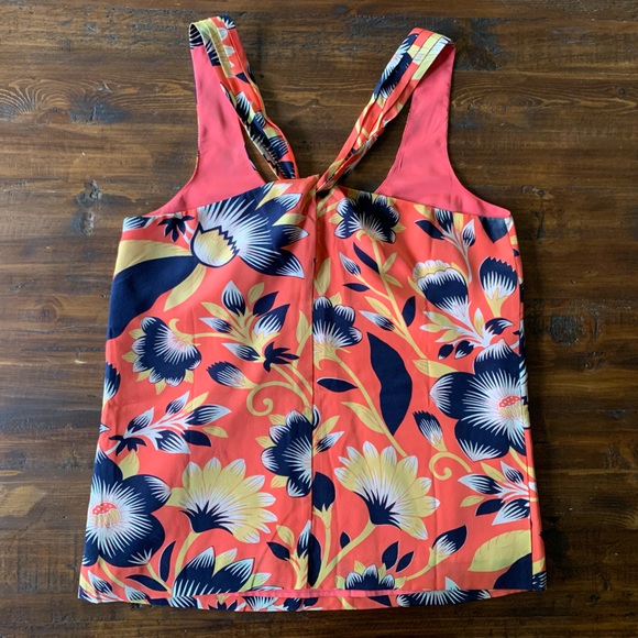 J Crew Twist Back Hibiscus Top - Picture 2 of 8